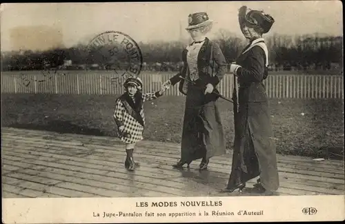 Ak Les Modes Nouvelles, Jupe Pantalon, Frauen in Hosenkleidern auf der Rennbahn, Reunion d'Auteuil