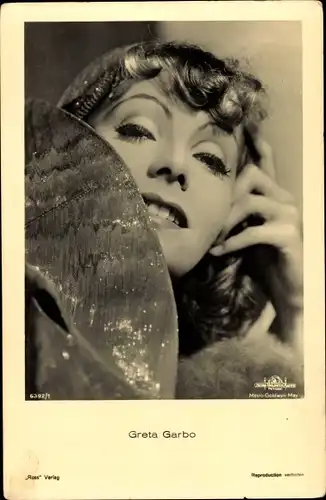 Ak Schauspielerin Greta Garbo, Portrait, MGM