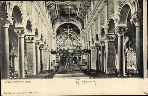 Ak Hildesheim in Niedersachsen, Hauptschiff des Doms, Kronleuchter, Altar