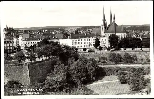 Foto Ak Luxemburg Luxembourg, La Cathedrale
