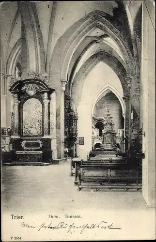 Ak Trier an der Mosel, Dom, Innenansicht, Bänke, Altar