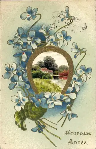 Präge Ak Glückwunsch Neujahr, Dorfansicht, Blumen, Hufeisen