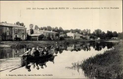 Ak Le Marais Poitevin Arcais Deux Sèvres, Canot Automobile