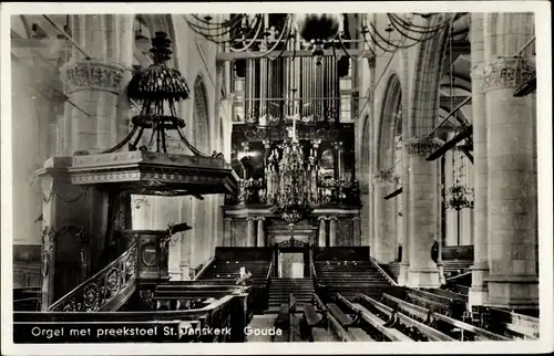 Ak Gouda Südholland Niederlande, Orgel met preekstoel St. Janskerk