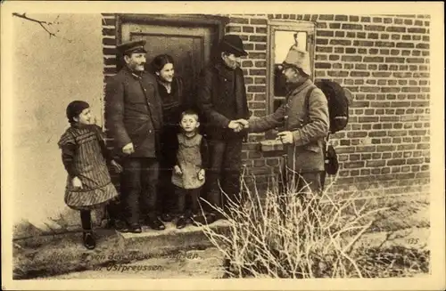 Ak Ostpreußen, Abschied von den Quartiergebern, 1. Weltkrieg, Ostpreußenhilfe