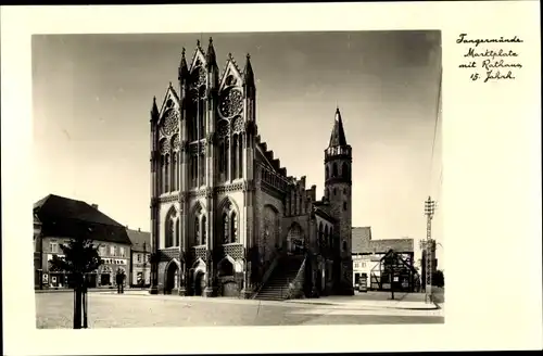 Ak Tangermünde, Marktplatz mit Rathaus, Gasthaus