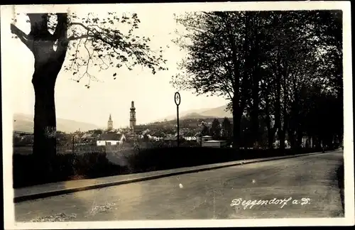 Foto Ak Deggendorf im Bayerischen Wald Niederbayern, Stadtansicht, Straßenpartie