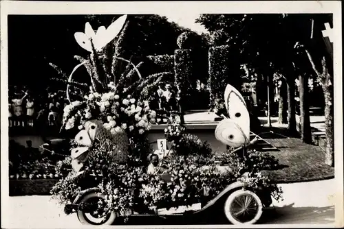 Ak Montreux Kanton Waadt Schweiz, Fete des Narcisses, Festwagen, Schmetterlinge