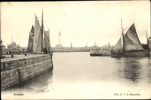 Ak Oostende Ostende Westflandern, Hafen, Boote, Leuchtturm