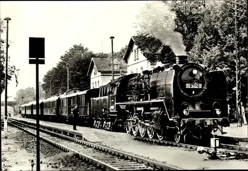 Ak Dampflokomotive im Einsatz, Baureihe 50, Sonderzug in Lommatzsch