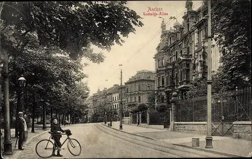 Ak Aachen in Nordrhein Westfalen, Ludwigsallee, Radfahrer