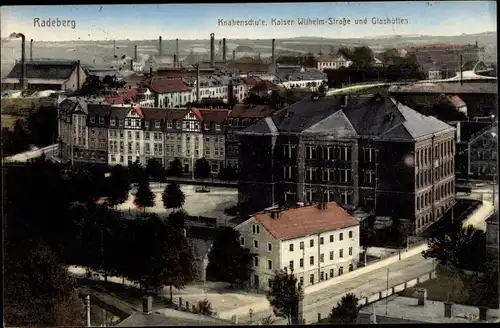 Ak Radeberg in Sachsen, Knabenschule, Kaiser Wilhelm Straße und Glashütten