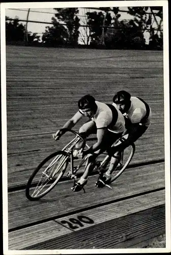 Sammelbild Olympia 1936, Deutsche Radrennfahrer Ernst Ihbe und Charly Lorenz, Zweisitzerfahren