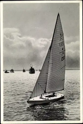 Sammelbild Olympia 1936, Deutsche Segeljacht Wannsee von Dr. Bischoff, Starklasse