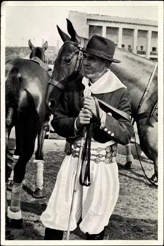 Sammelbild Olympia 1936, Pferdepfleger aus Mexiko beim Poloturnier