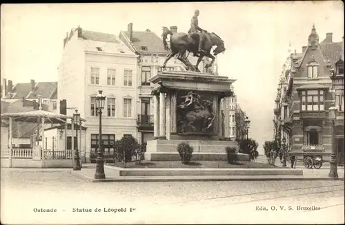 Ak Oostende Ostende Westflandern, Statue de Leopold 1er