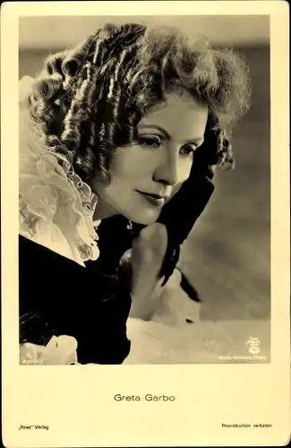 Ak Schauspielerin Greta Garbo, Portrait