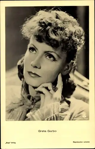 Ak Schauspielerin Greta Garbo, Portrait
