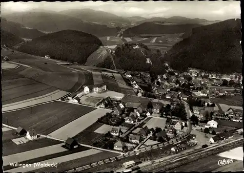 Ak Willingen im Upland Waldeck Hessen, Panorama, Luftbild