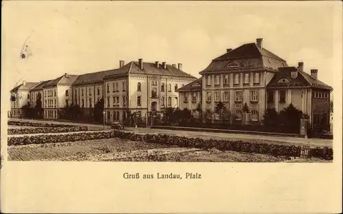 Ak Landau in der Pfalz, Häuserblock, Garten