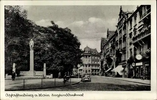 Ak Aschaffenburg in Unterfranken, Straßenpartie, Kriegerdenkmal