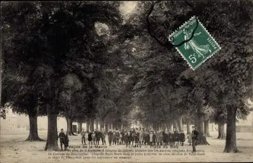 Ak Fumay Ardennes, Place du Baty