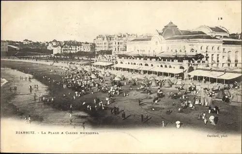 Ak Biarritz Pyrénées Atlantiques, La Plage et Casino Municipal