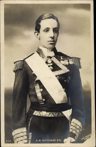 Ak König Alfons XIII. von Spanien, El Rey Alfonso XIII., Alphonse XIII, Uniform