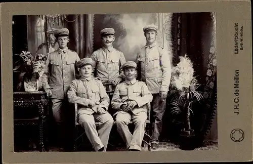 Kabinett Foto Deutsche Soldaten in Uniform, Lüderitzbucht Deutsch Südwest Afrika Namibia