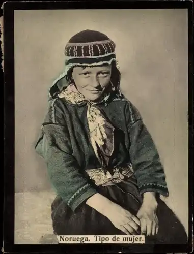Foto Norwegen, Tipo de Mujer, Mädchen in Volkstracht