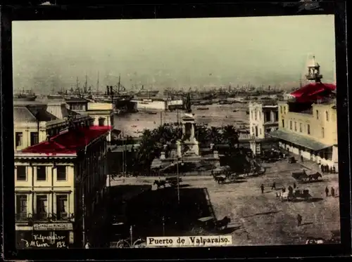 Foto Valparaíso Chile, Hafenpartie mit Leuchtturm, Puerto