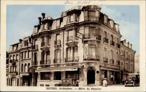 Ak Rethel Ardennes, Hotel du Sanglier, Eingang des Hotels