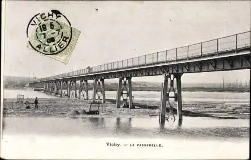 Ak Vichy Allier, La Passerelle