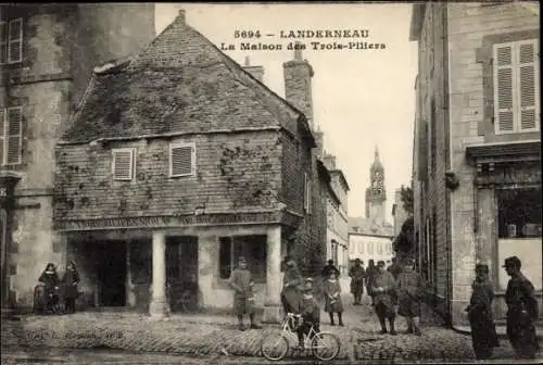 Ak Landerneau Finistère, La Maison des Trois-Piliers