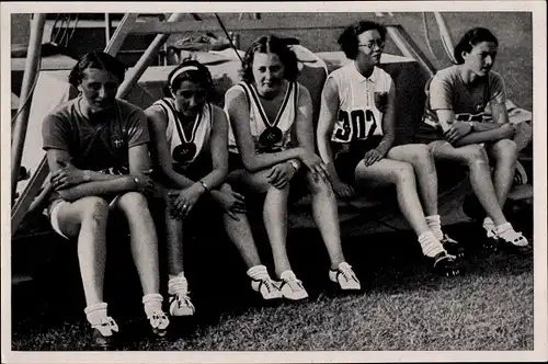 Sammelbild Olympia 1936, Hürdenläuferinnen