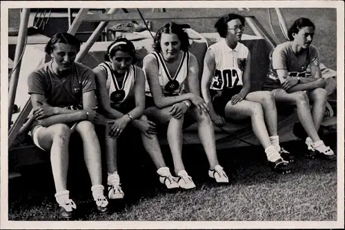 Sammelbild Olympia 1936, Hürdenläuferinnen