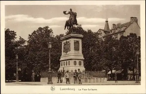 Ak Luxemburg, La Place Guillaume, Statue, Enfants