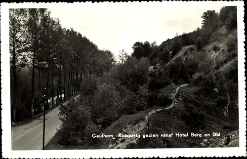 Ak Geulhem Valkenburg aan de Geul Limburg Niederlande, Rotspartij vanaf Hotel Berg en Dal