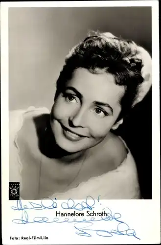 Ak Schauspielerin Hannelore Schroth, Autogramm, Portrait