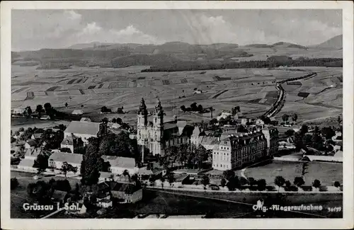Ak Krzeszów Kamienna Góra Grüssau Schlesien, Fliegeraufnahme der Stadt