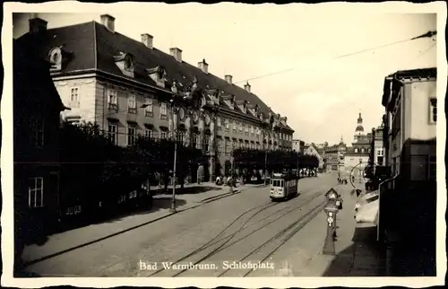 Ak Cieplice Śląskie Zdrój Bad Warmbrunn Schlesien, Schlossplatz, Straßenbahn