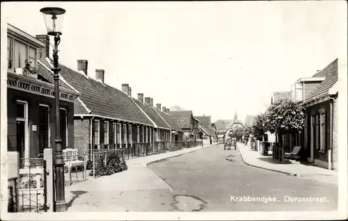 Ak Krabbendijke Zeeland, Dorpsstraat