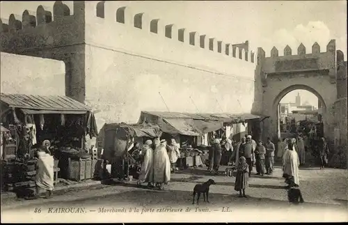 Ak Kairouan Tunesien, Marchands a la porte de Tunis