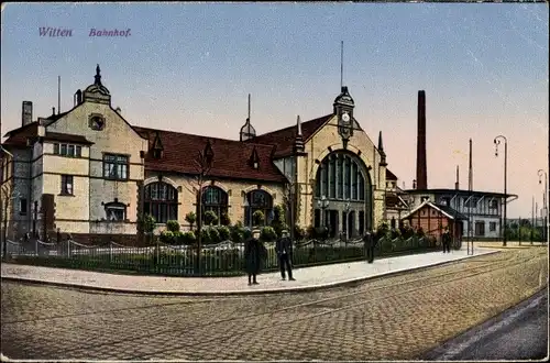 Ak Witten an der Ruhr, Bahnhof, Straßenseite