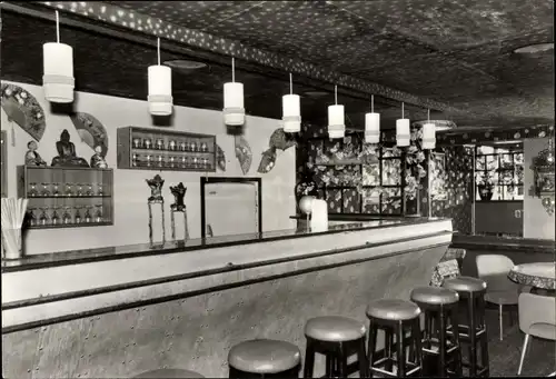 Ak Ostseebad Ückeritz auf Usedom, Fischerhütte Bar, Innenansicht