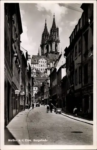 Ak Meißen in Sachsen, Blick in die Burgstraße mit Blick zur Kirche, Handkarren