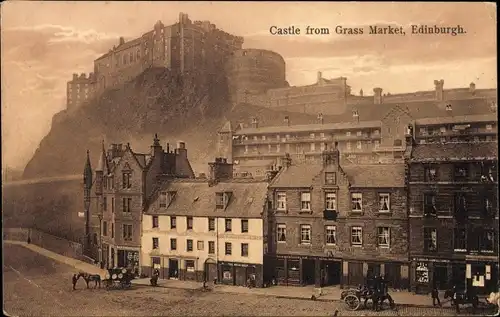 Ak Edinburgh Schottland, Castle from Grass Market