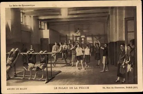 Ak Paris XI, Le Palais de la Femme, Rue de Charonne, Armee du Salut, Salle de Gymnastique