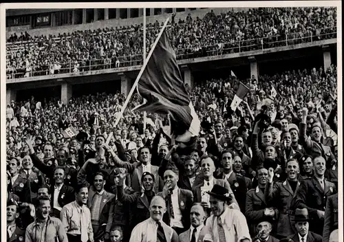 Sammelbild Olympia 1936, Italienische Ecke im Olympiastadion