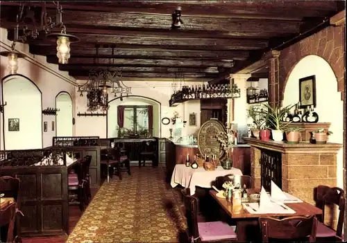 Ak Schöningen am Elm, Gaststätte Restaurant Ratskeller Schöningen, Innenansicht